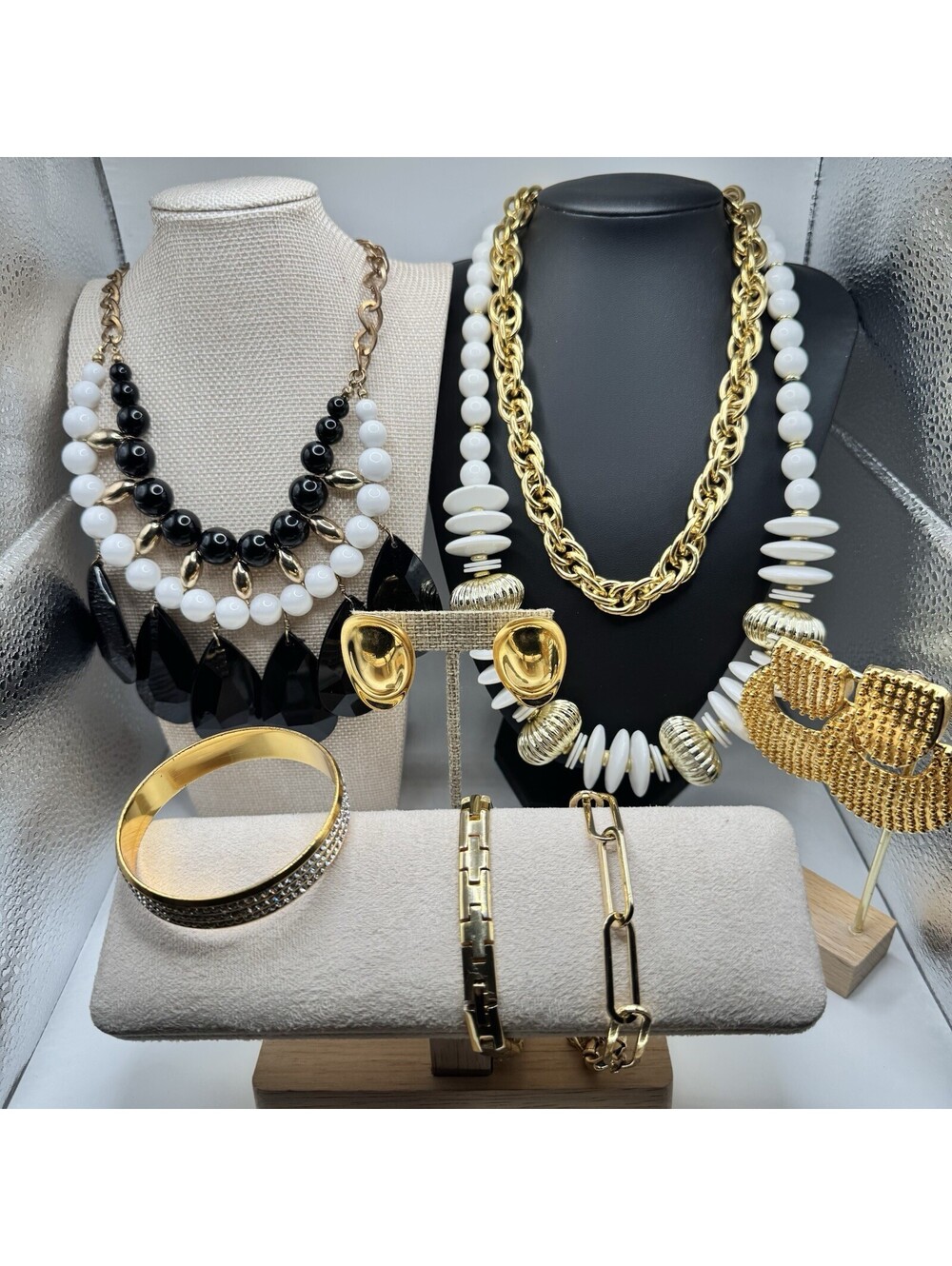 Vtg 1980s Chunky Statement  8pc Jewelry Lot: 3 Bracelets,3 Necklaces,2 Earrings.